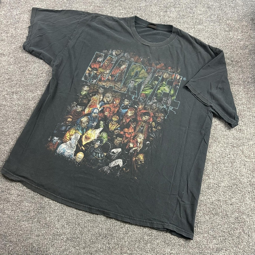 Marvel Shirt Mens 2XL Black Spider-Man Heroes Graphic Tee Mad Engine Comics